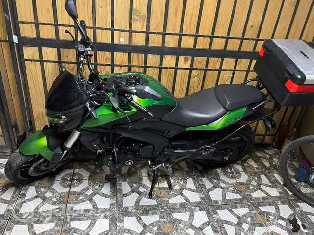 Dominar 400
