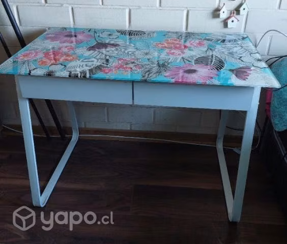 Escritorio en perfecto estado