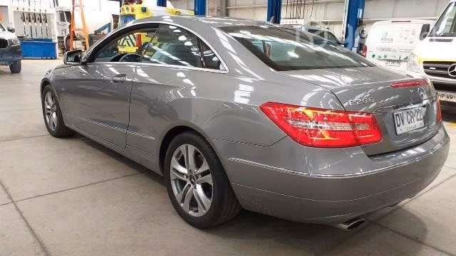 Mercedes Benz E 200 Coupe