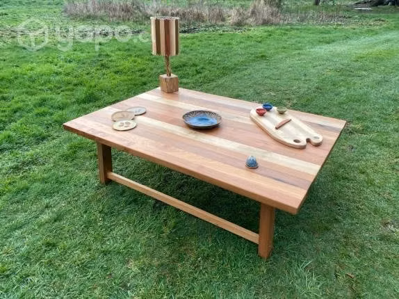 Mesa de centro de madera nativa