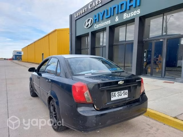 Vendo chevrolet optra 2011 bencina gas, ducument
