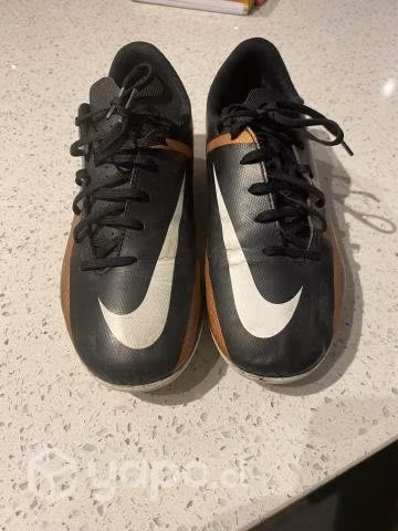 Zapatilla futbol
