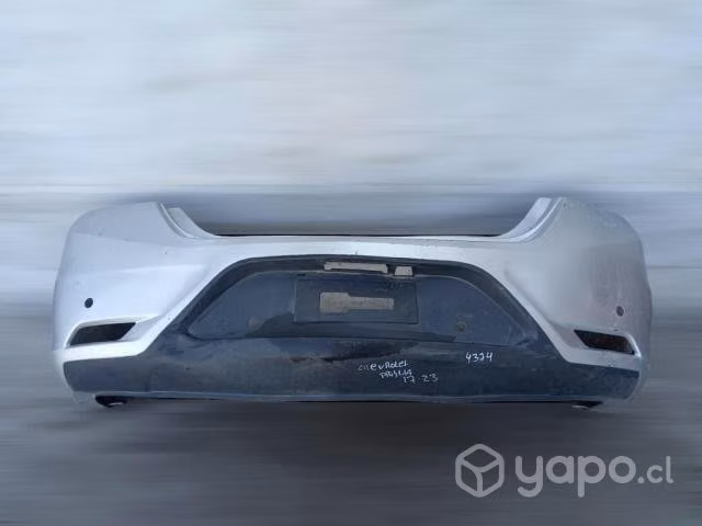Parachoque trasero chevrolet prisma 2017-2023