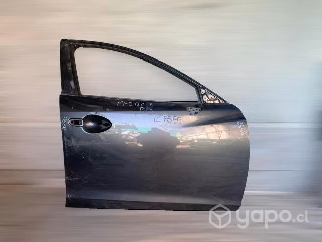 Puerta delantera rh mazda 
