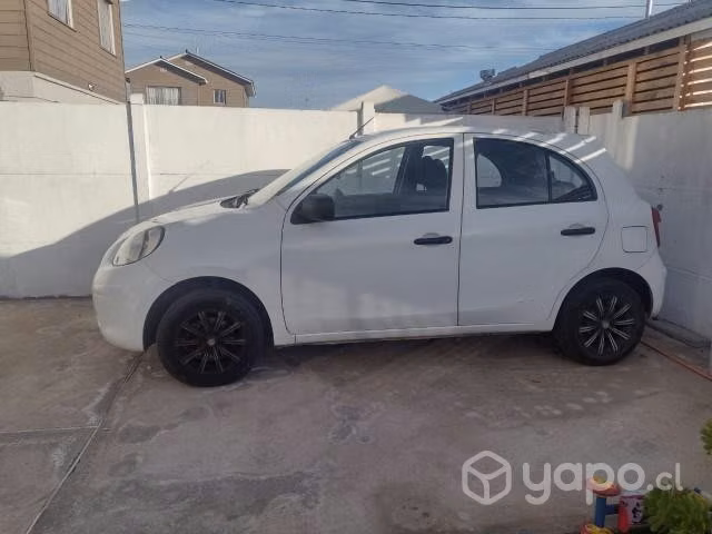 Se Vende Nissan Modelo MARCH, Año 2012