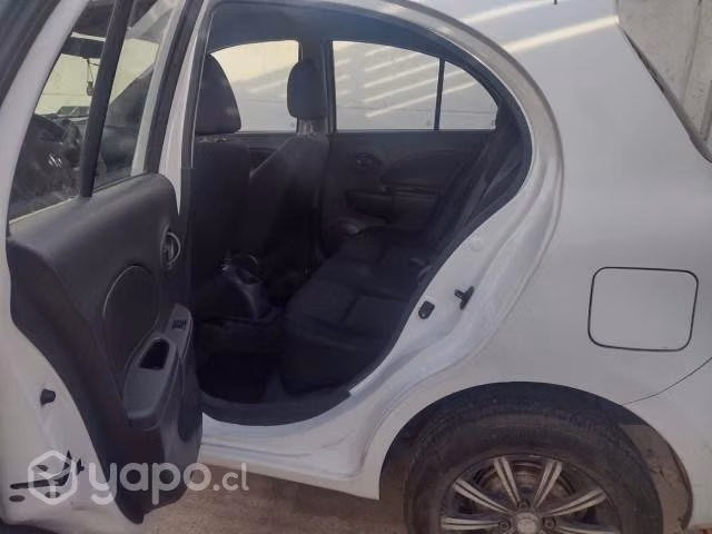 Se Vende Nissan Modelo MARCH, Año 2012