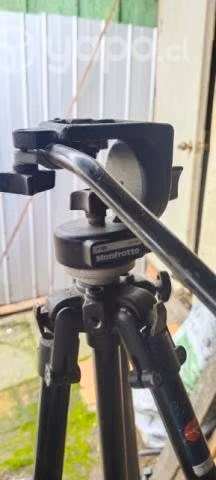 Trípode CAMARA profesional MANFROTTO - Imagen 5