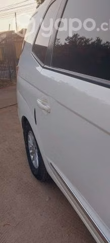 Ssangyong stavic 2013