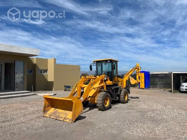 MINI RETROEXCAVADORA 3400 kg