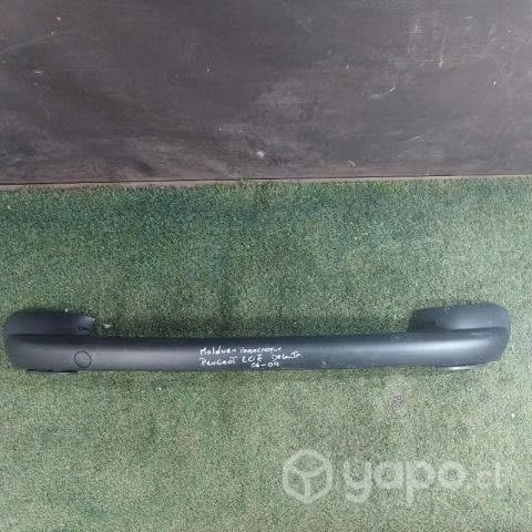 Moldura de parachoque delantero peugeot 207 2006 2