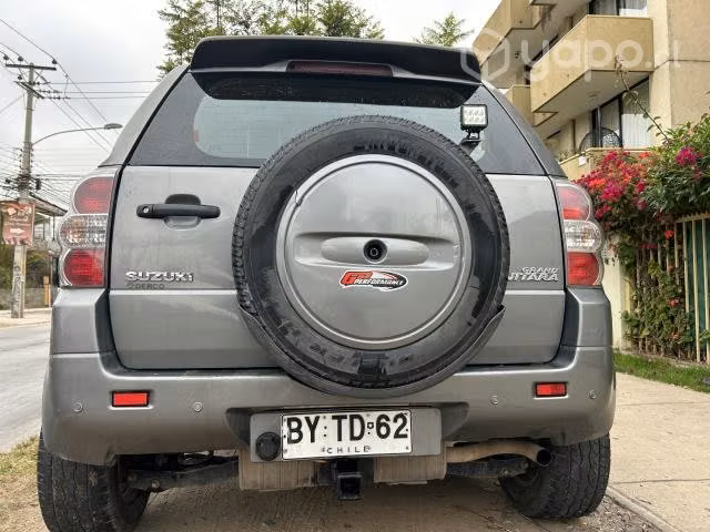Suzuki grand vitara 2010