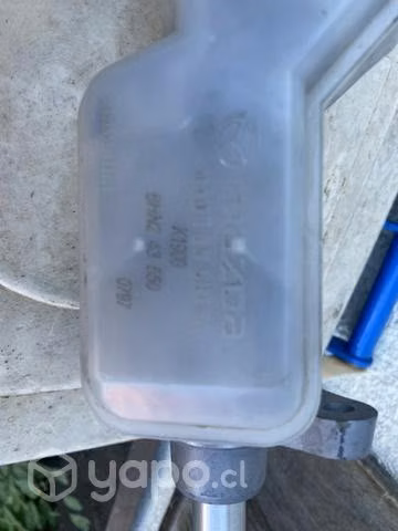 Bomba de freno Mazda 3