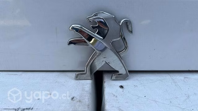 Emblema mascara peugeot 3008 (16-21)