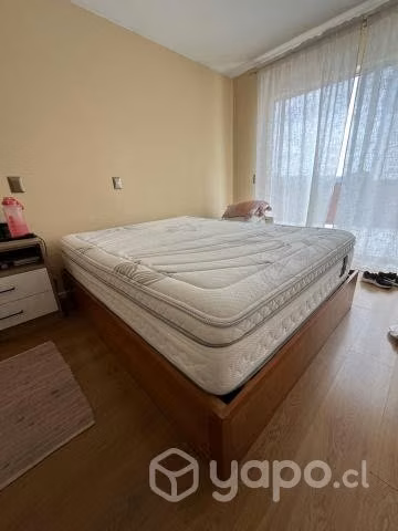 Cama Rosen Art 4, 2 plazas con base de madera