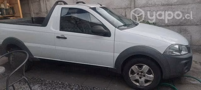 Fiat strada 2016