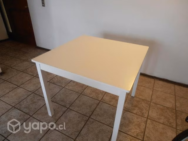 Mesa cuadrada