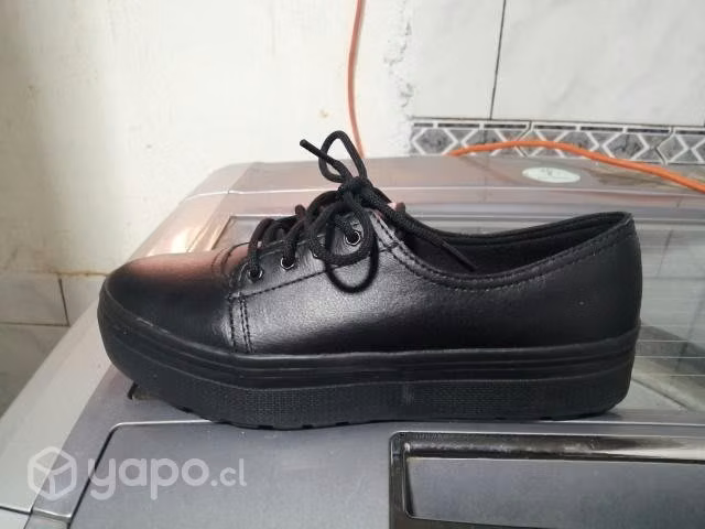 Zapatos Cat escolar n37