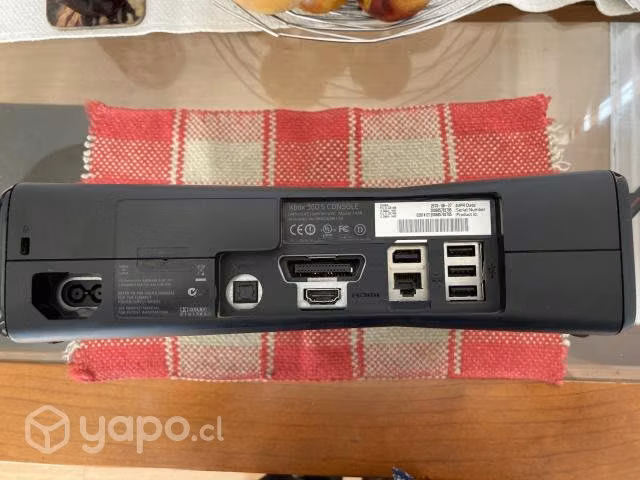 Xbox 360 4G usada + 6 juegos - Imagen 4