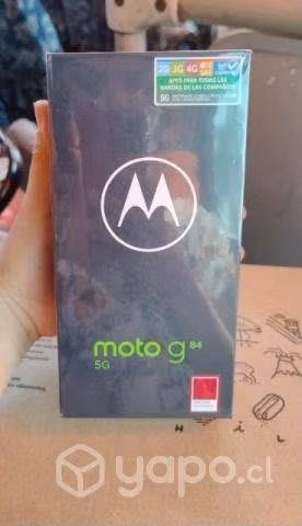 Moto g84 rojo nuevo con boleta