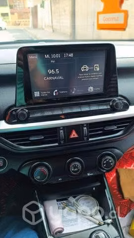 Se vende kia cerato 2023