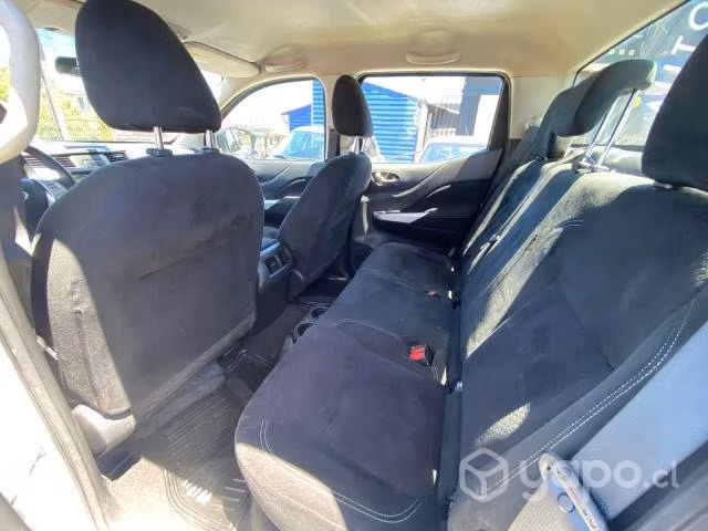 Nissan np300 2019