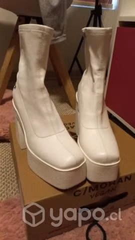 Botas blancas