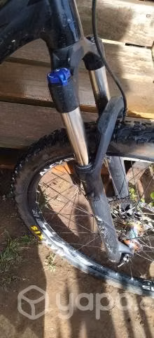 Se vende bicicleta felt 27.5