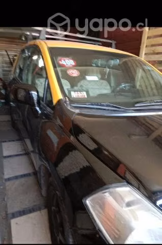 NISSAN TIIDA Taxi