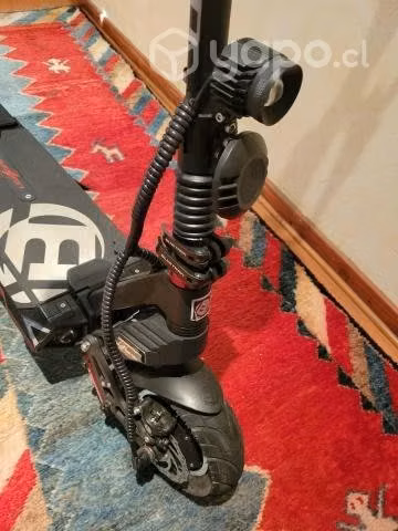 Scooter Bluetran Lightning