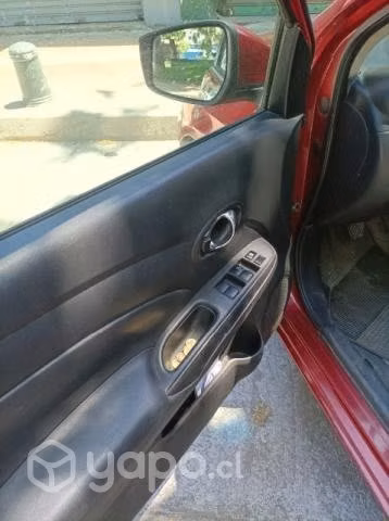 Nissan Versa 2016. Poco Kilometraje