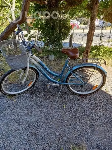 Bicicleta Mujer Aro 24 (casco incluido)