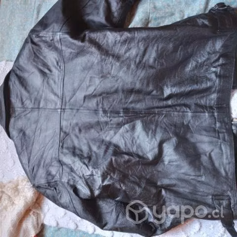 Chaqueta negra