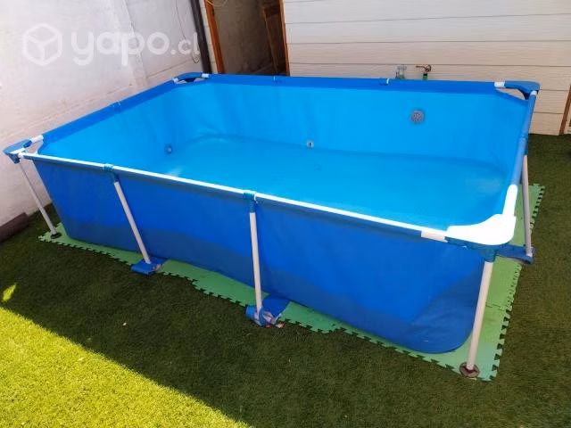 Piscina y Bomba poco uso