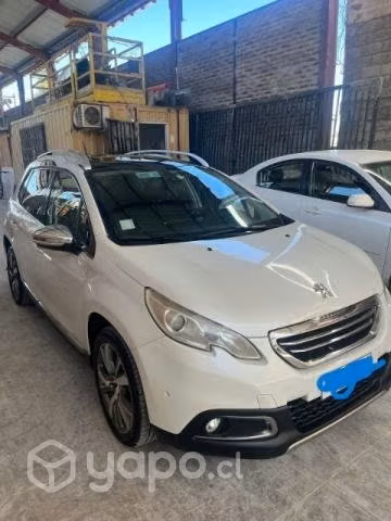 Peugeot 2008 ALLURE 1.6 EHDI año 2015