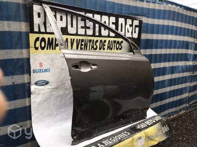 Puerta delantera derecha Toyota RAV4 16-19