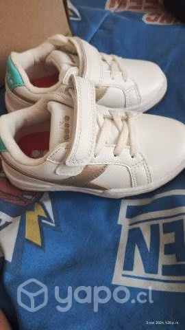 Zapatilla niños - Imagen 2