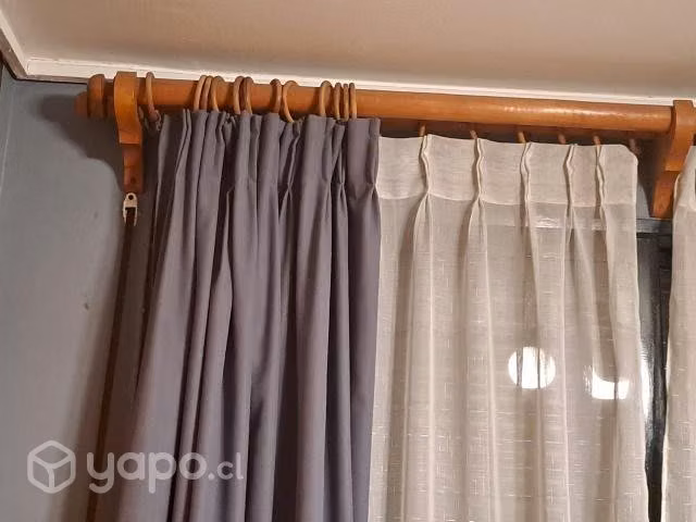 Cortinas con barra de madera