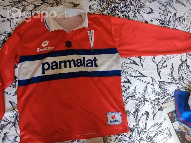Camiseta UC antigua año 95