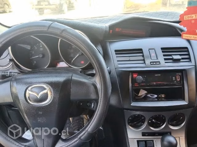Impecable Mazda axela