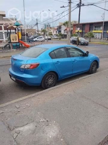 Impecable Mazda axela
