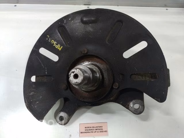 Muñón Delantero Izquierdo (MPS032) Mahindra Pik UP