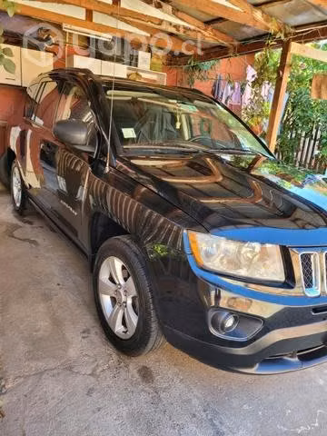 Jeep compass sport 4x2