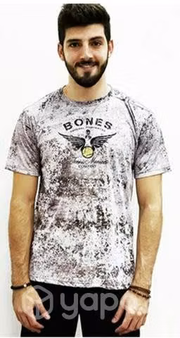 Polera deportiva Wings