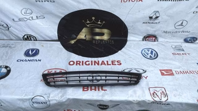 Rejilla parachoque VW Jetta 2013-15 AB