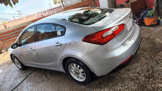 Kia motors cerato 2014