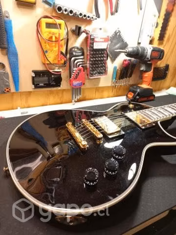 Calibración y reparación de guitarras y bajos