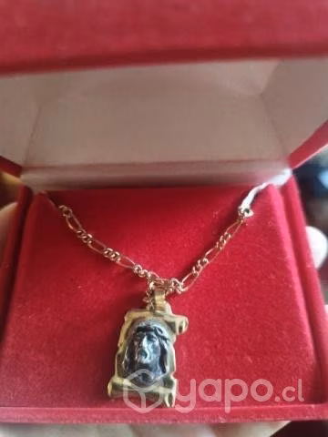Collar dorado Jesus