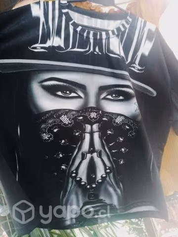 Poleras esclusivas