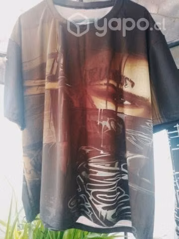 Poleras esclusivas