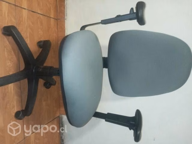 3 sillas ejecutivo seminuevas